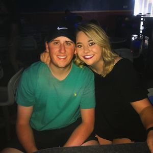 Meet your Posher, Mallory